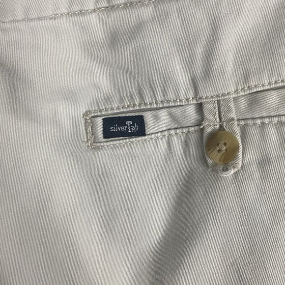 VINTAGE LEVIS SILVERTAB Mens Beige Baggy Khaki Shorts Size 38 Y2K Skater Logo - Picture 4 of 10